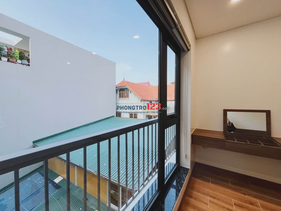 MODERN & FULLY, FURNISHED APARTMENT FOR RENT – 5 MINS TO LOTTE MALL TAY HO