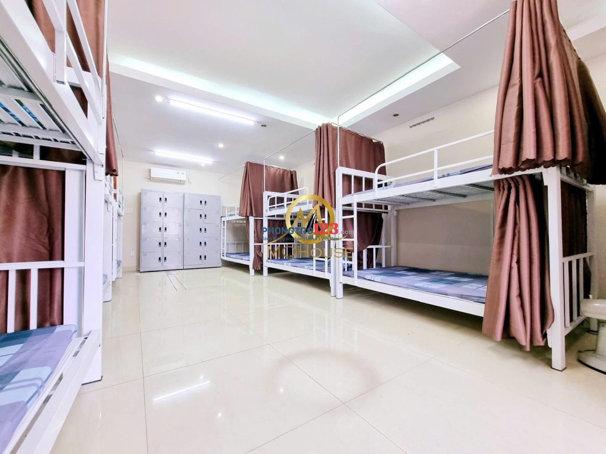 Ký túc xá mới, bảo vệ, giờ giấc tự do, bao điện nước chỉ 1tr/tháng