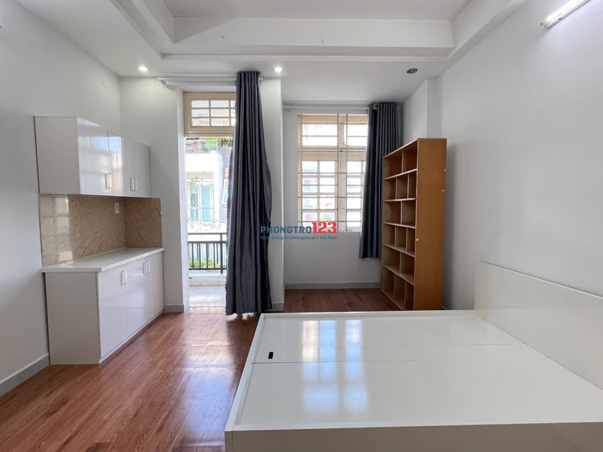 CHDV NT Cơ Bản 2 Phòng Cửa Sổ 4tr2 ban Công 5tr2, Huỳnh Tấn Phát, Gần KCX Tân Thuận, Cầu Phú Mỹ Q7