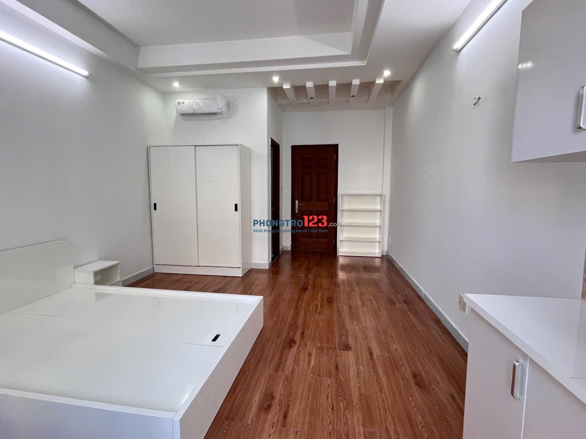 CHDV NT Cơ Bản 2 Phòng Cửa Sổ 4tr2 ban Công 5tr2, Huỳnh Tấn Phát, Gần KCX Tân Thuận, Cầu Phú Mỹ Q7