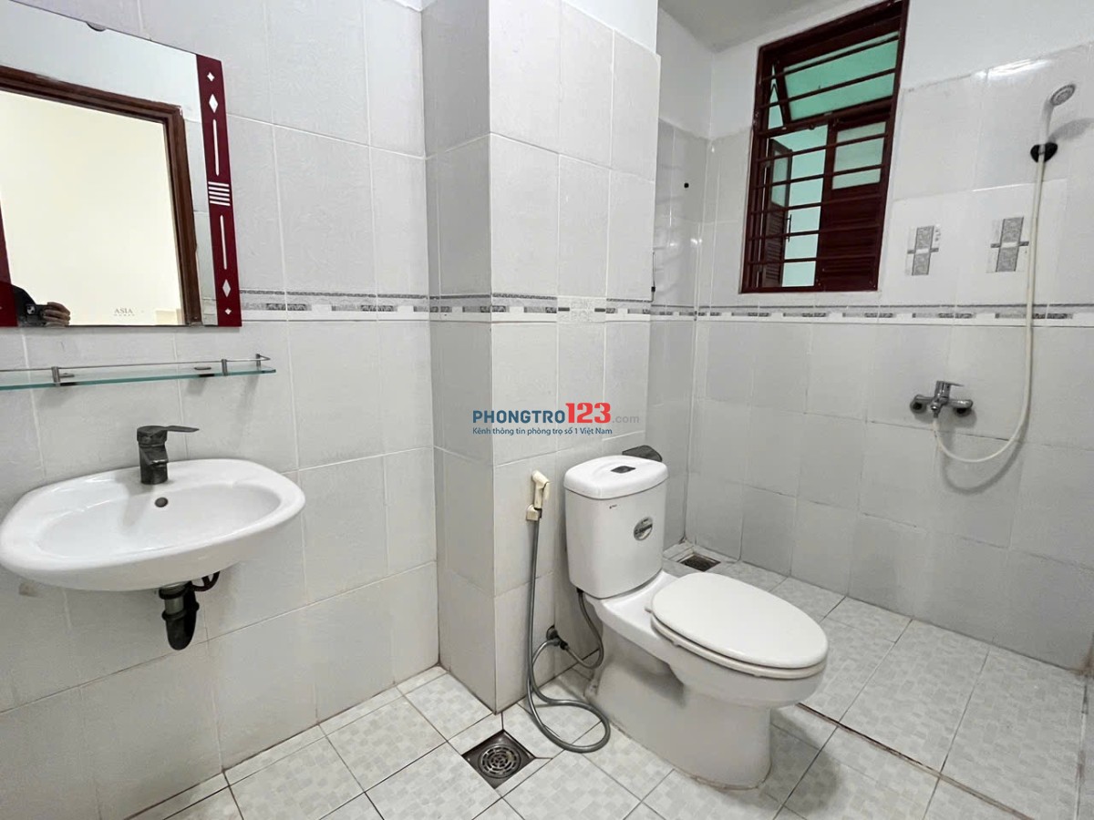 CHDV NT Cơ Bản 2 Phòng Cửa Sổ 4tr2 ban Công 5tr2, Huỳnh Tấn Phát, Gần KCX Tân Thuận, Cầu Phú Mỹ Q7