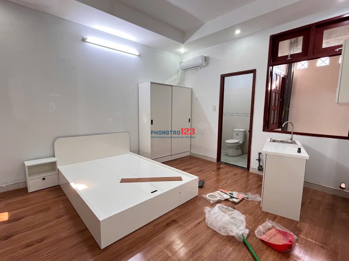 CHDV NT Cơ Bản 2 Phòng Cửa Sổ 4tr2 ban Công 5tr2, Huỳnh Tấn Phát, Gần KCX Tân Thuận, Cầu Phú Mỹ Q7