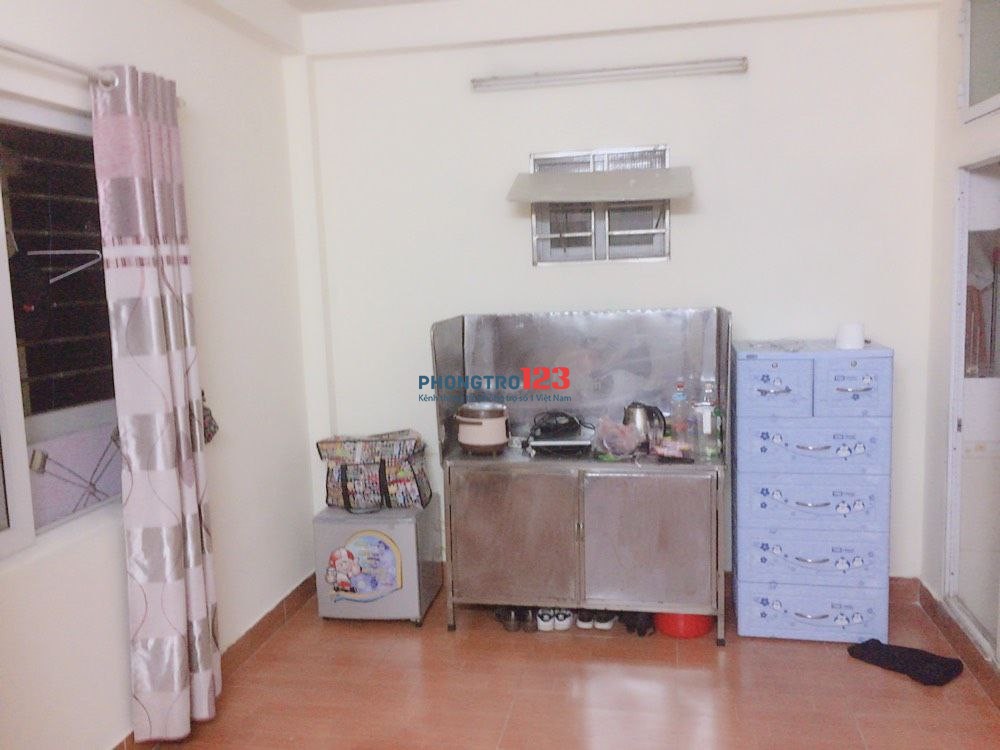 Cho thuê nhà chính chủ 20m2 - Full nội thất - Số 72 ngõ 58 phố Trần Bình