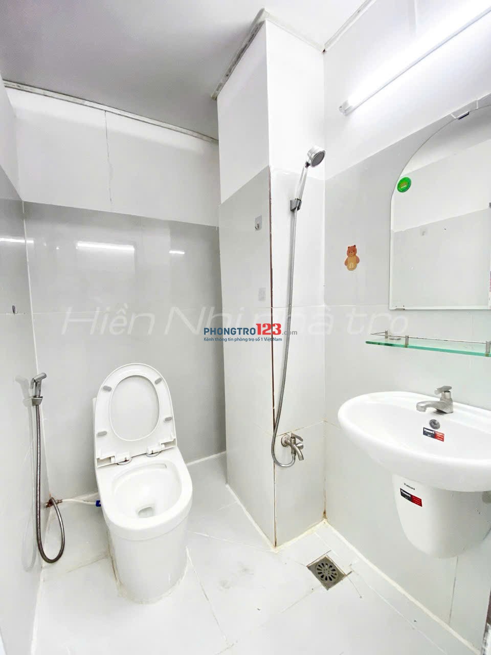 PHÒNG TÒA MỚI 3TR3 TONE TRẮNG GÁC CAO M7 Ở 2-4 NG DQH GÒ VẤP