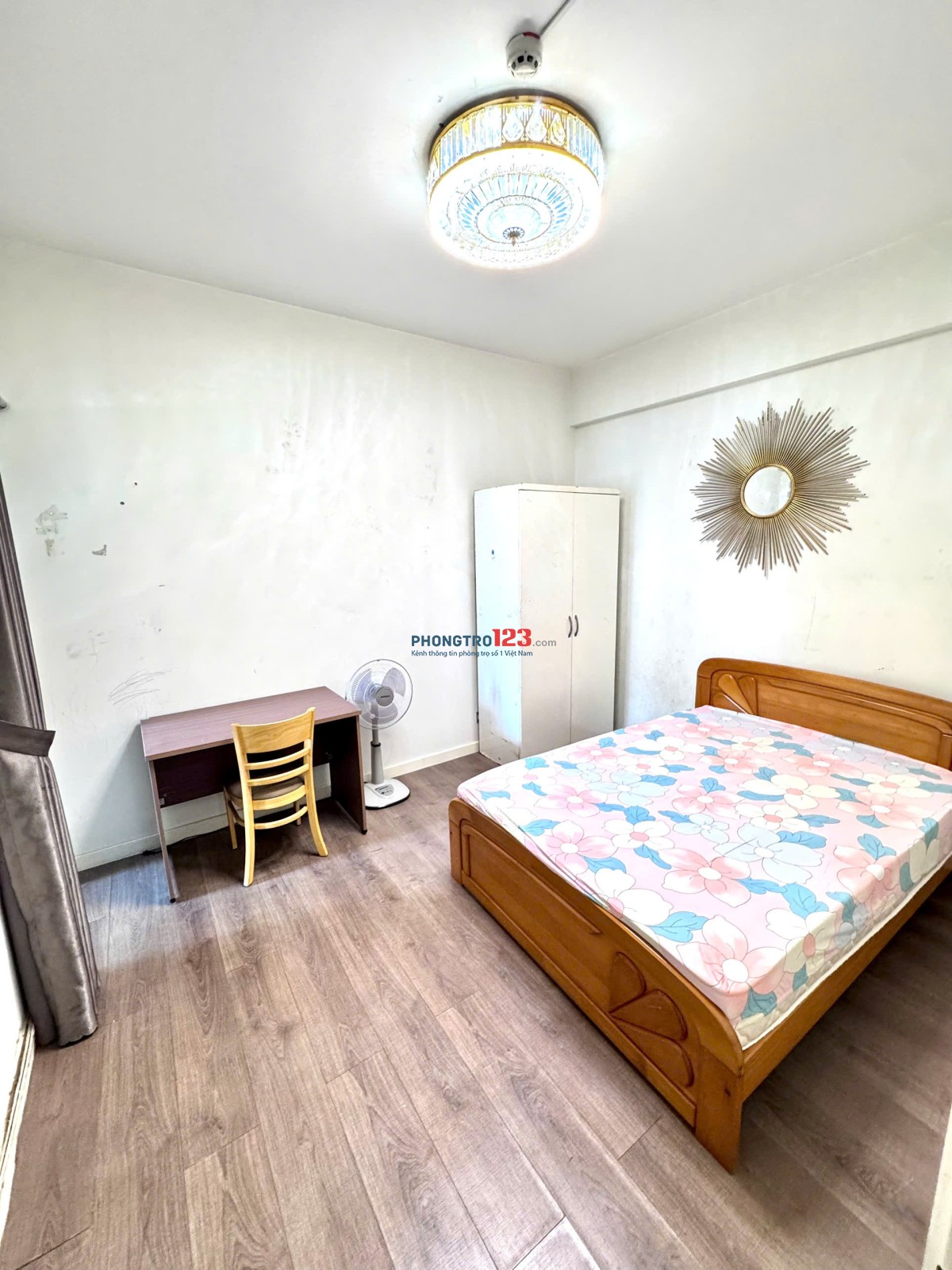 Share phòng full nội thất CHDV trong Cc Lux garden Nguyễn Văn Quỳ Q. 7.