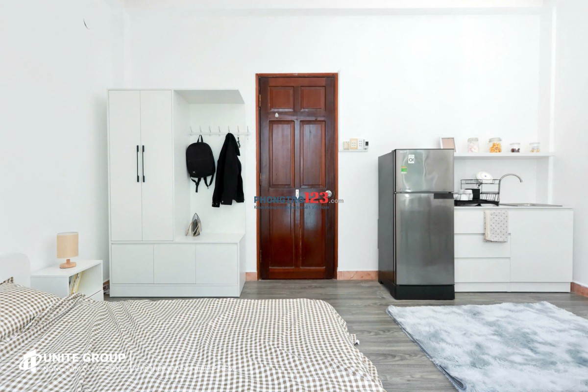 Khai Trương Phòng Trọ ban công full nội thất ở Đặng Văn Ngữ gần Huỳnh Văn Bánh giáp Q1, ở Phú Nhuận