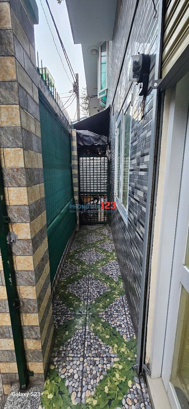 Phòng trọ quận 3 (Pasteur; Võ Thị Sáu) - 35m2 giá rẻ, có gác xếp