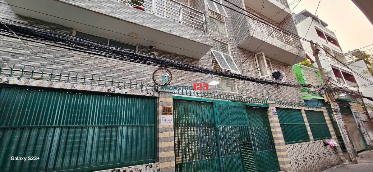 Phòng trọ quận 3 (Pasteur; Võ Thị Sáu) - 35m2 giá rẻ, có gác xếp