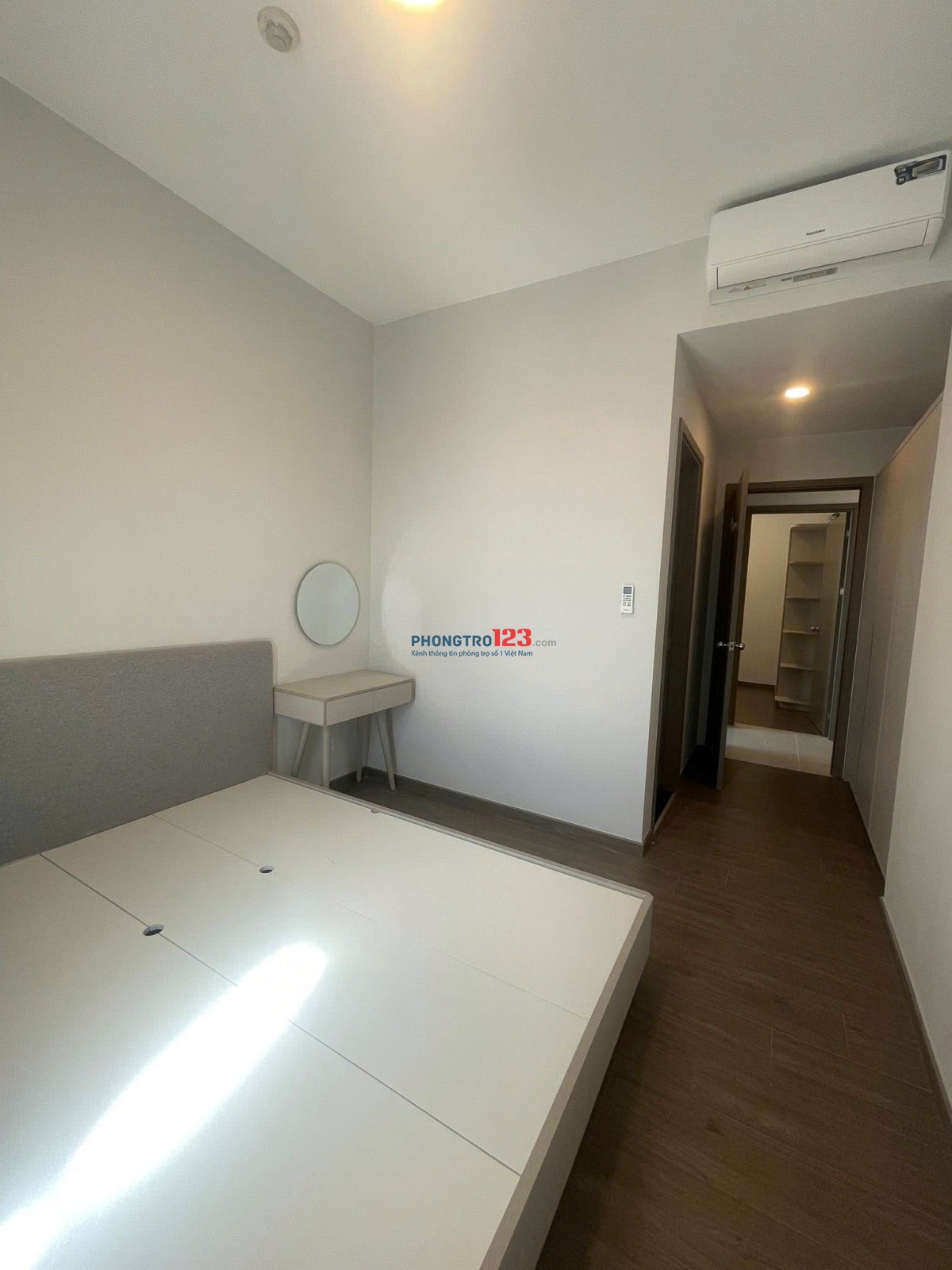 Cho thuê căn chung cư Kingdom Tô Hiến Thành, q10: 80m2 - 2p ngủ - NTCb -19tr