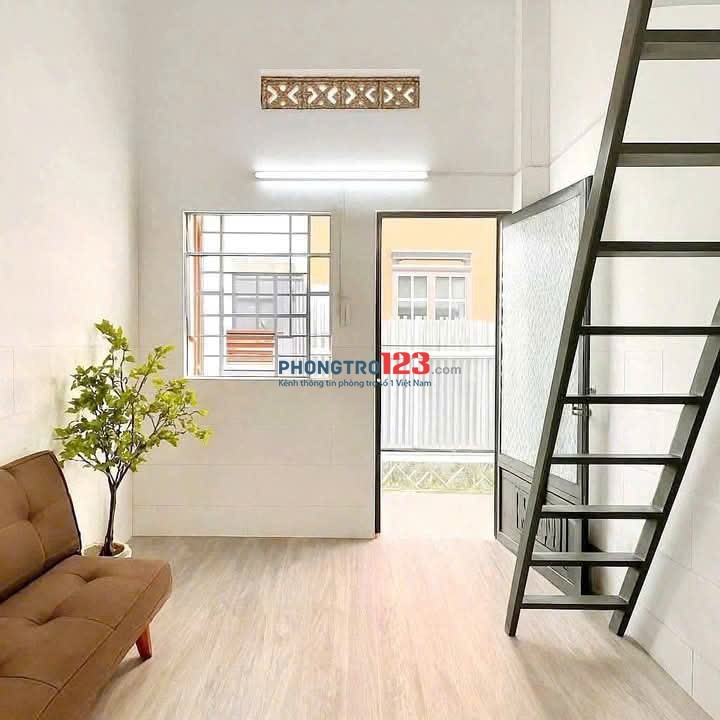 Phòng trọ giá rẻ có gác ngay đường Phạm Văn Đồng p13 Bình Thạnh gần gigamall