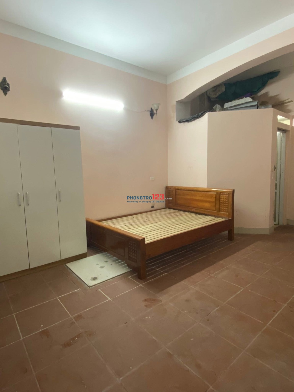 Cho thuê phòng trọ tại số 38 ngõ 16 Đỗ Xuân Hợp.