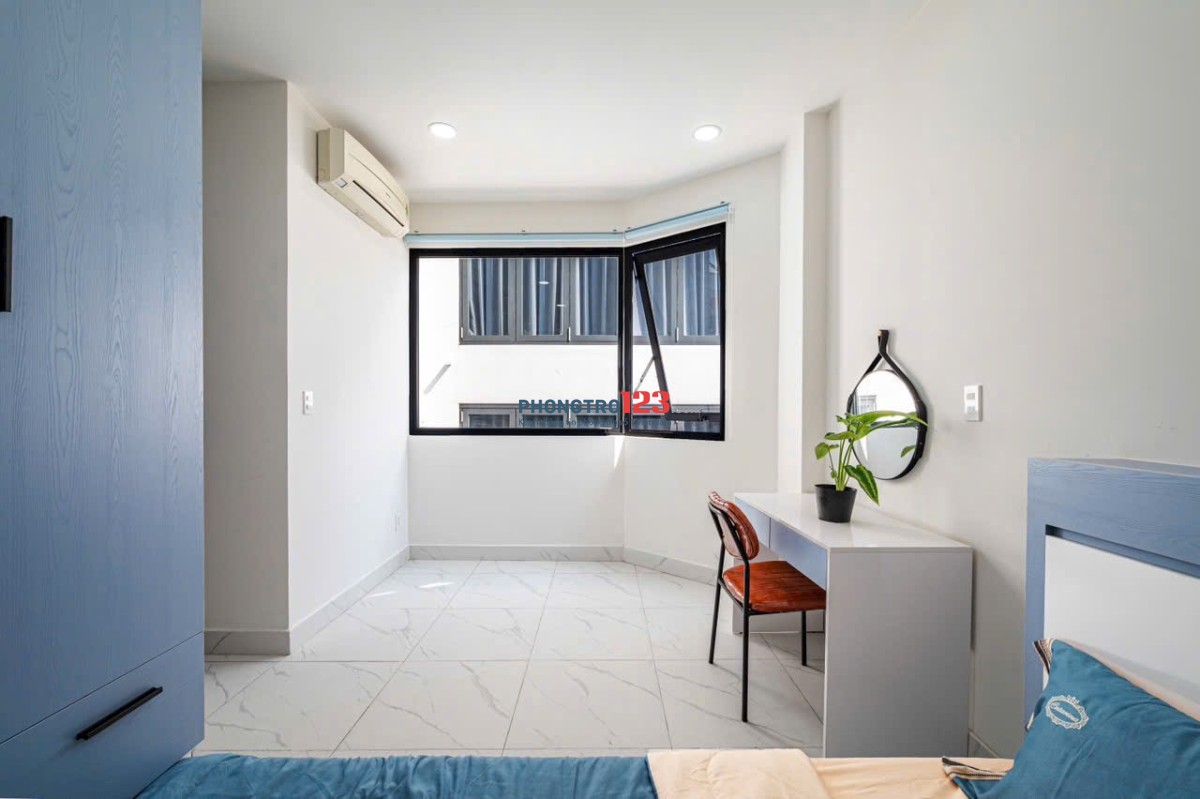 Khai trương phòng 35m2 tách bếp, máy giặt riêng, cửa sổ trời