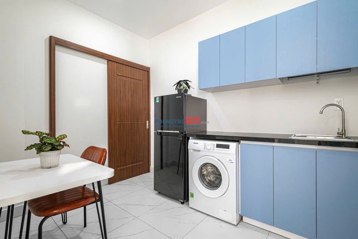 Khai trương phòng 35m2 tách bếp, máy giặt riêng, cửa sổ trời