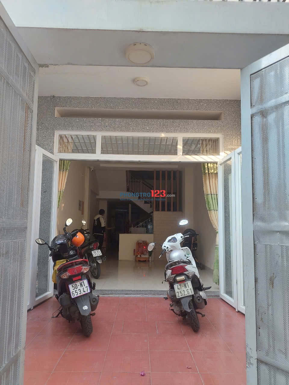 PHÒNG TRỌ CAO CẤP GẦN ĐẠI HỌC VĂN LANG – CHỈ CẦN XÁCH VALI VÀO Ở!