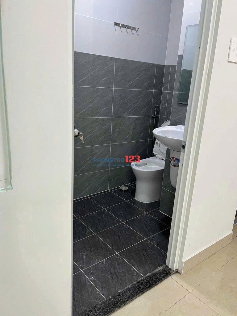 Cho thuê nhà mới 90% vị trí trung tâm quận GV