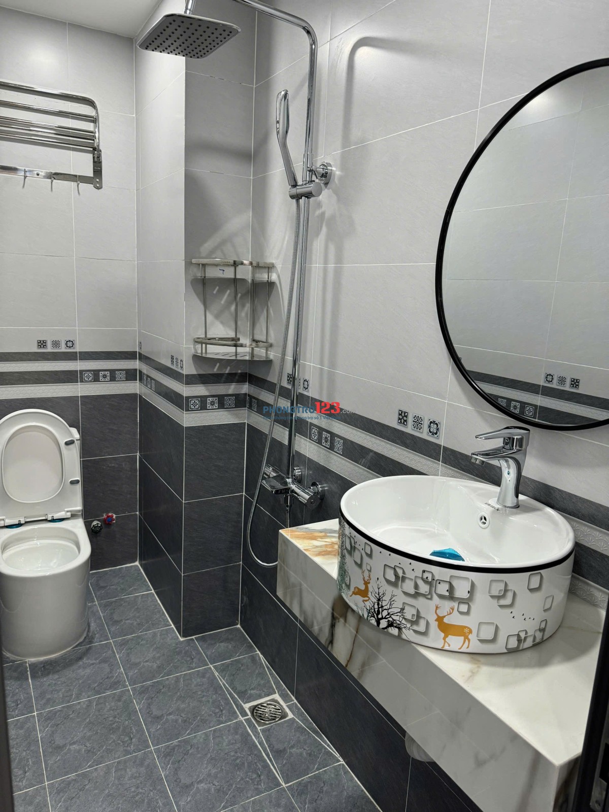 Giảm giá căn hộ dịch vụ full đồ ban công kế Cityland