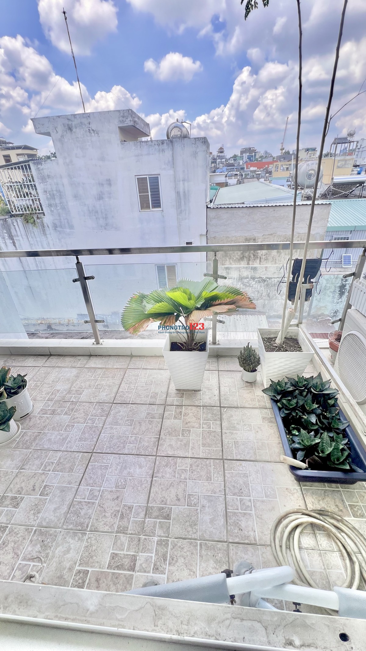 Cho Thuê Phòng Quận 1 có Cửa Sổ, Ban Công Lớn thoáng mát, sáng sủa, tiết kiệm điện