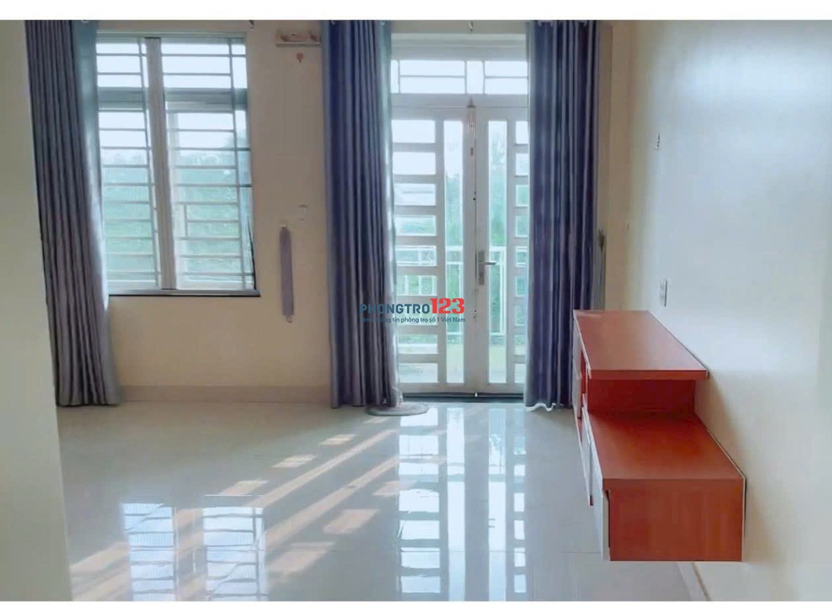 Tôi cần cho thuê nhà nguyên căn 3 lầu KDC 13E Intresco đường 12m giá thuê 16 Triệu/Th