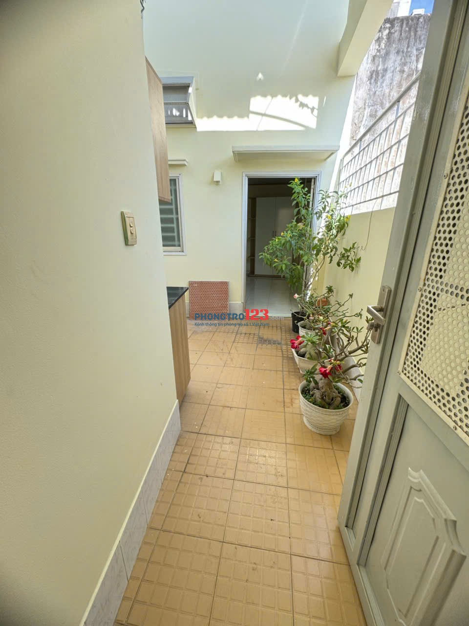 PHÒNG DUPLEX GIÁ 6 CỦ ĐẦY ĐỦ NỘI THẤT