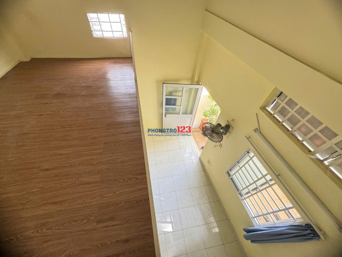 PHÒNG DUPLEX GIÁ 6 CỦ ĐẦY ĐỦ NỘI THẤT