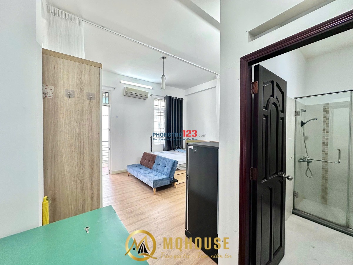 Phòng cho thuê có ban công tại Nguyễn Thị Minh Khai, quận 1
