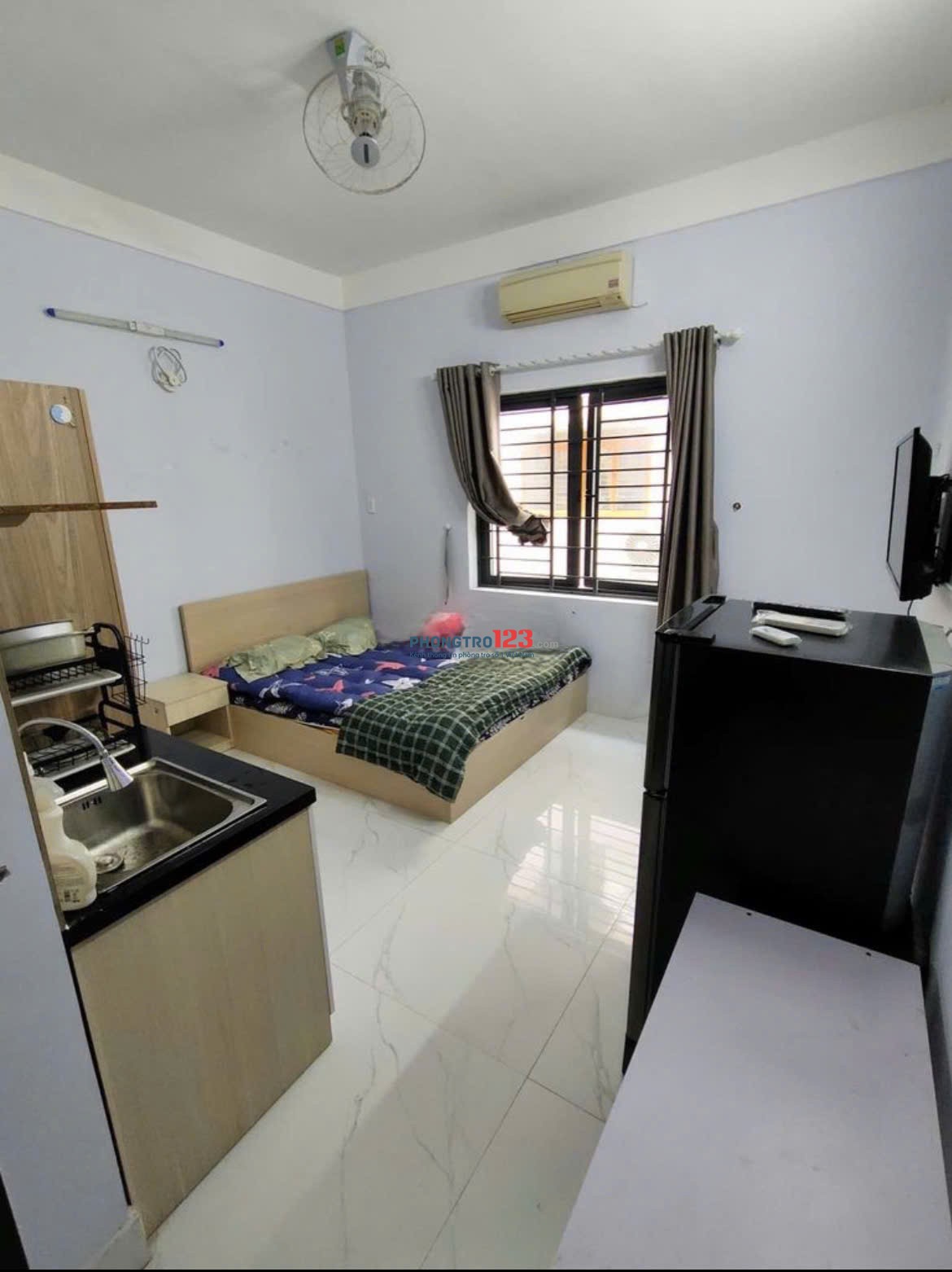 CHDV đường Cao Thắng, p11, Quận 10: 22m2, nhà mới giá 5tr5/tháng.