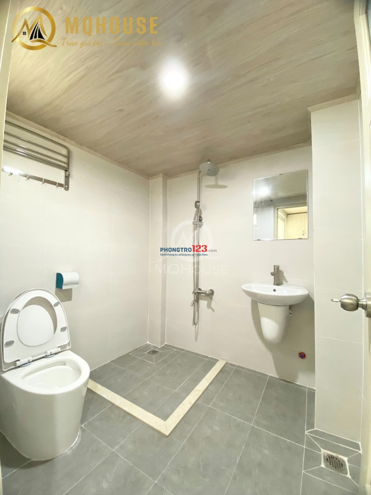 Cho thuê CHDV Duplex nhà mới - thang máy đối diện Etown Cộng Hoà - Ga T3