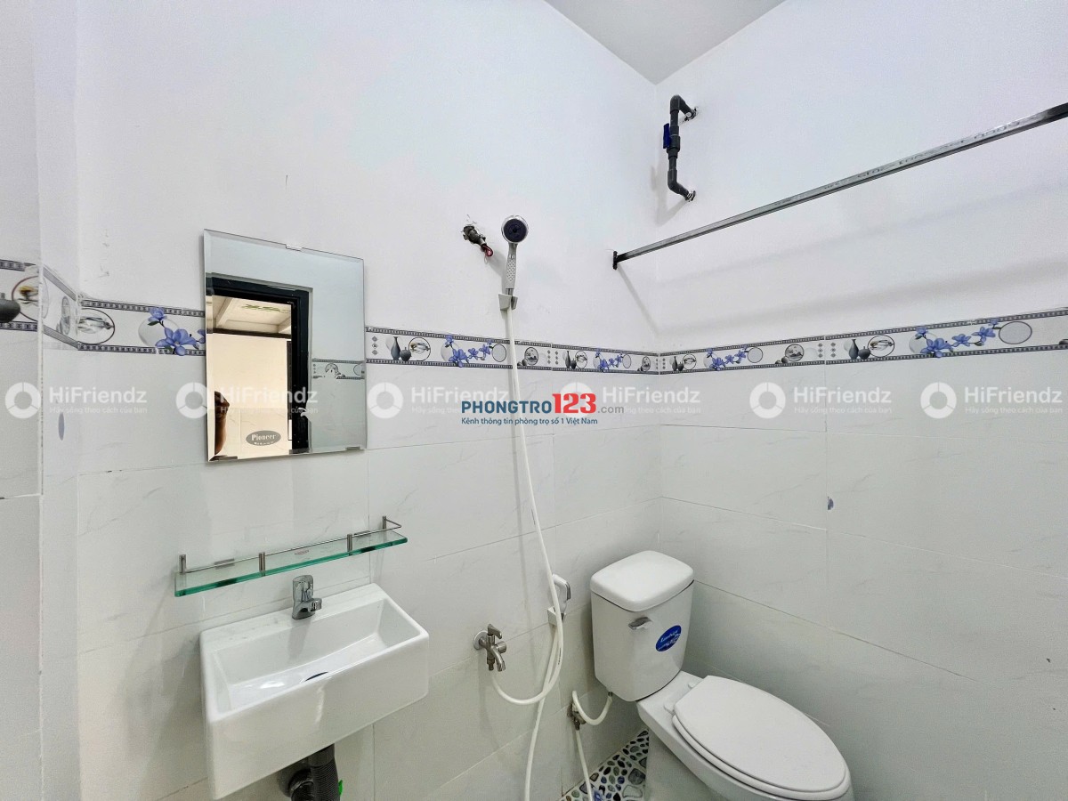 Phòng Trọ MỚI XÂY 100%_ Máy lạnh , Thang máy _ Ngay AEON Tân Phú