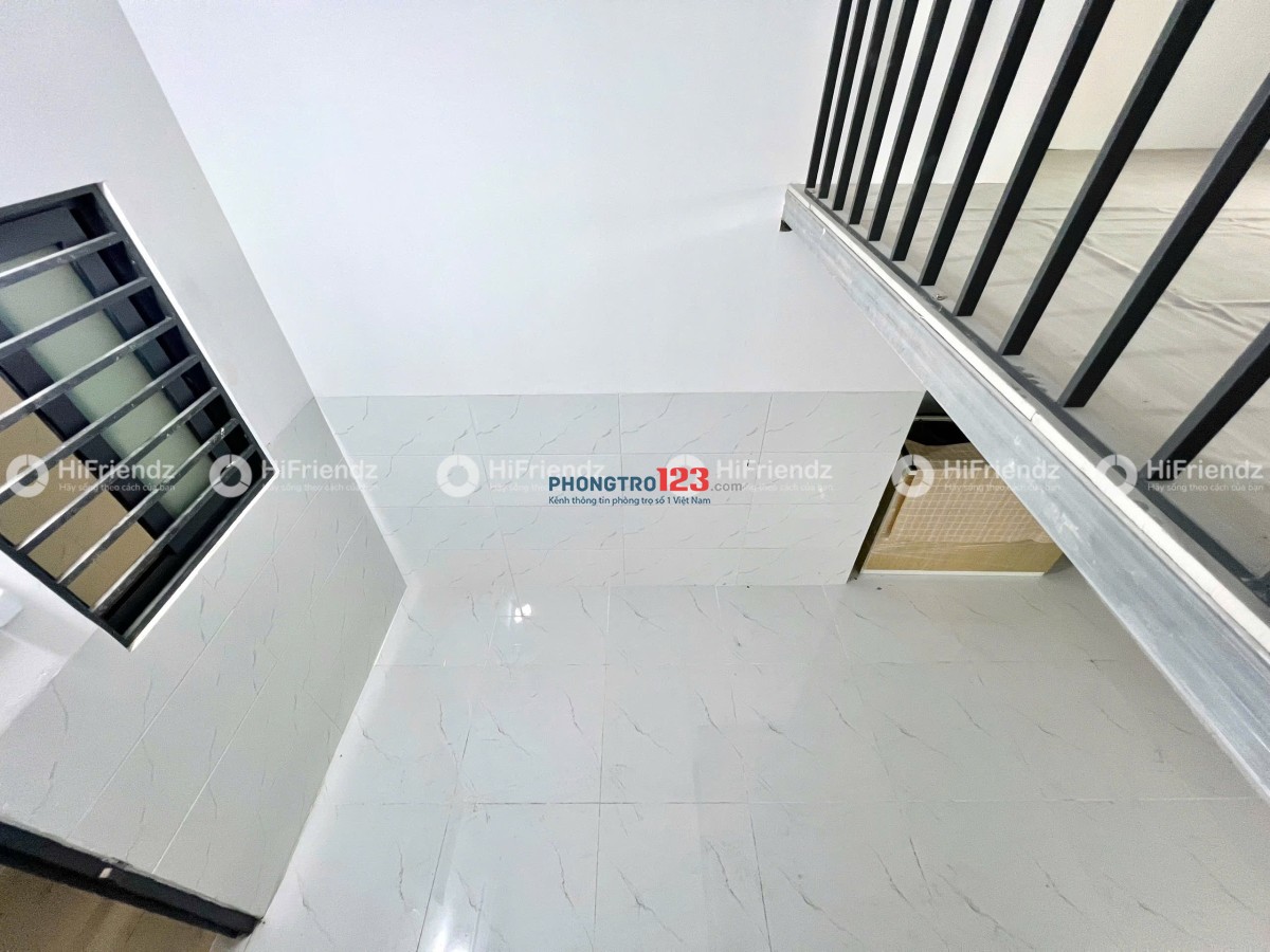 Phòng Trọ MỚI XÂY 100%_ Máy lạnh , Thang máy _ Ngay AEON Tân Phú