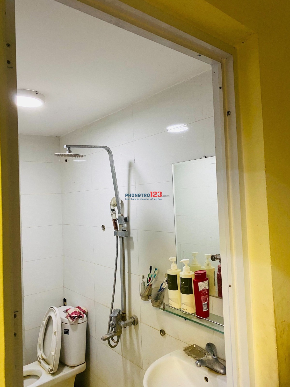 CHÍNH CHỦ CHO THUÊ PHÒNG 17m2- ĐIỀU HÒA - NÓNG LẠNH - ĐIỆN GIÁ DÂN
