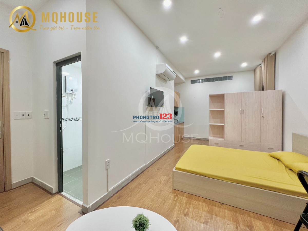 Cho thuê Studio ban công thoáng - yên tĩnh - dịch vụ tốt trục Lê Văn Sỹ giáp PN
