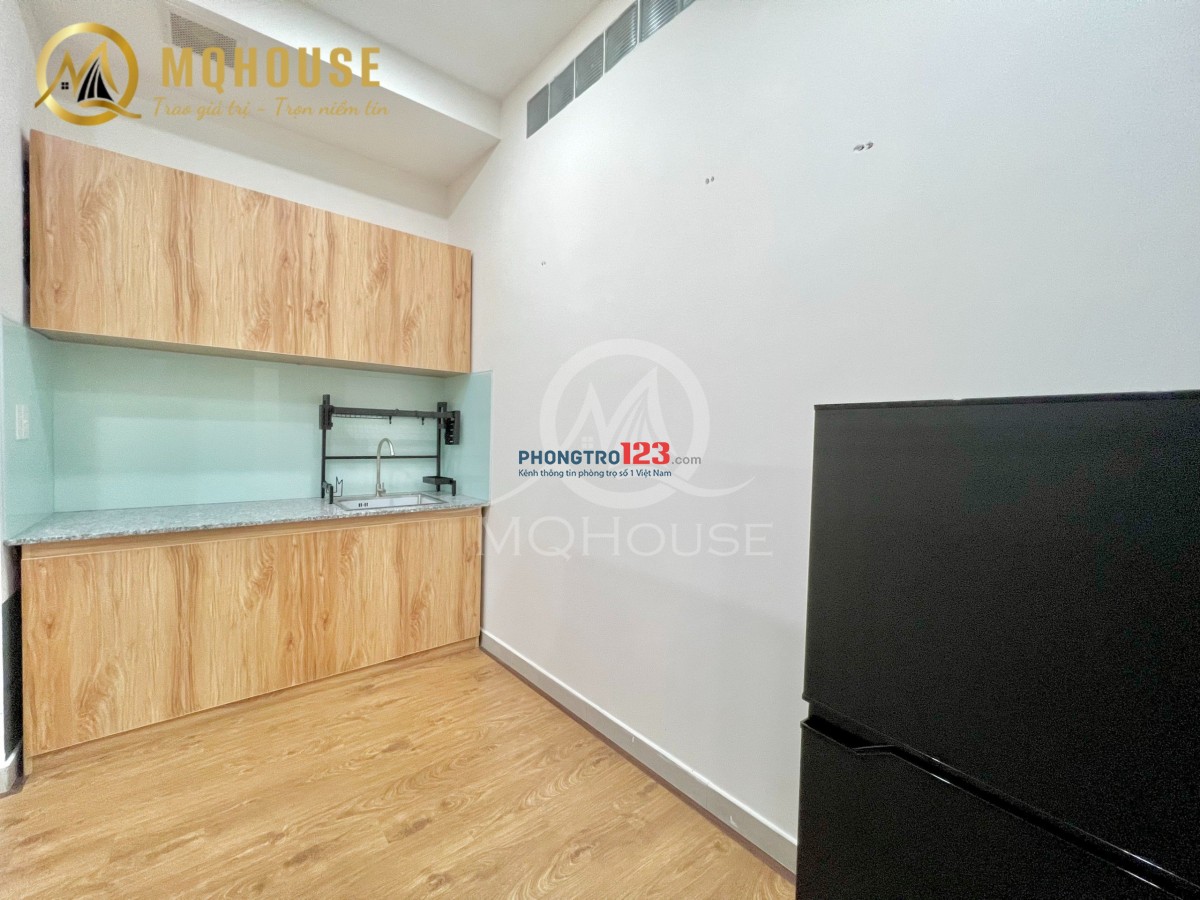 Cho thuê Studio ban công thoáng - yên tĩnh - dịch vụ tốt trục Lê Văn Sỹ giáp PN