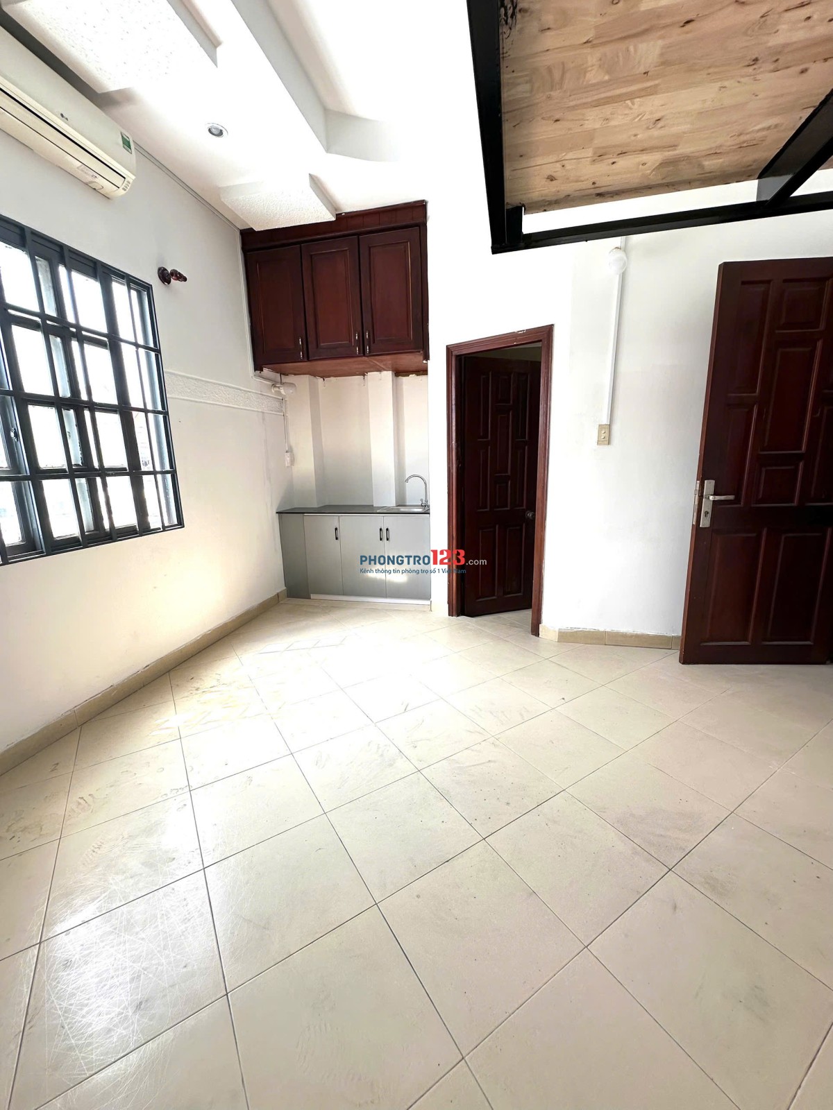 Phòng trọ mới xây Có Gác ngay Emart Phan Huy Ích Gò Vấp