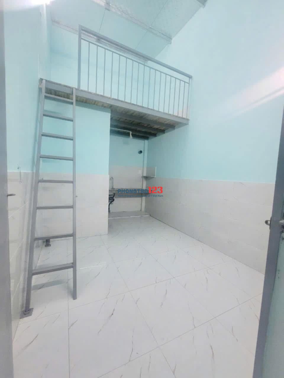 Phòng trọ gác cao 2m Ung văn khiêm gần Ga Tân Cảng cầu Sài Gòn Nguyễn văn thương , ĐH GTVT HUTECH