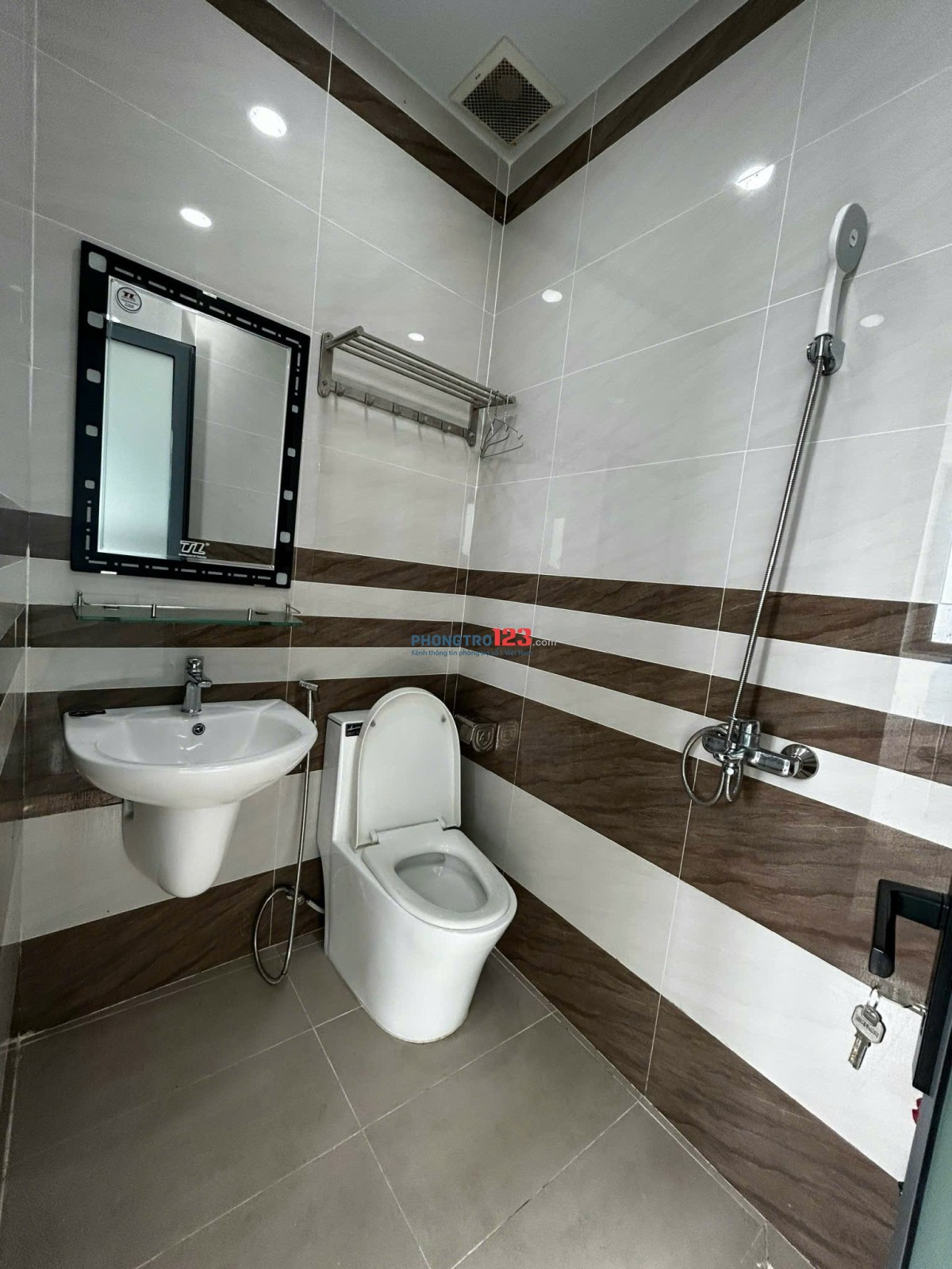 ⭐️CĂN HỘ FULL NỘI THẤT - CÓ BAN CÔNG GẦN CÔNG VIÊN GIA ĐỊNH