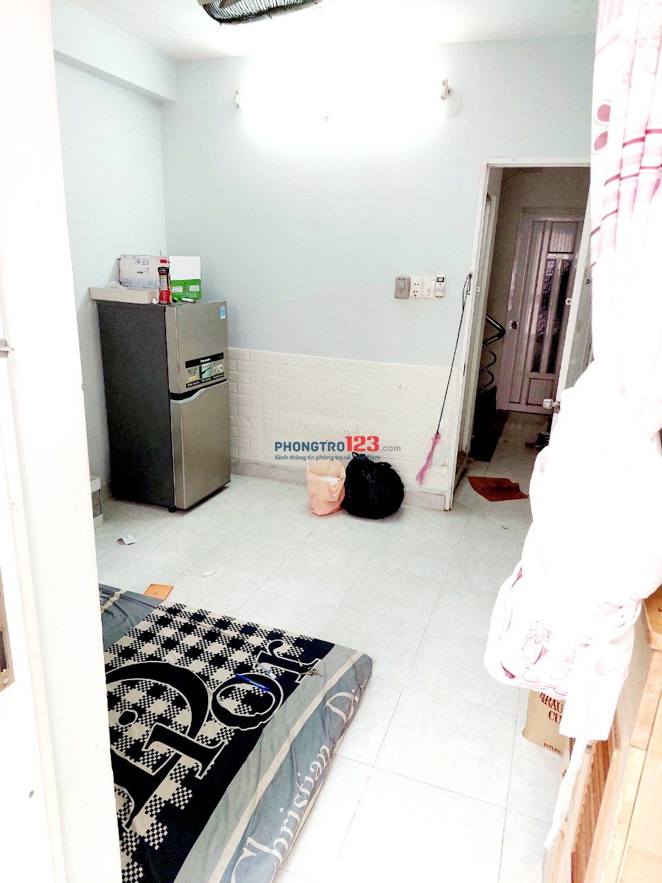 Cho Thuê Phòng nhỏ Q3,fuff nội thất.cửa sổ ban công.2tr6 3tr3