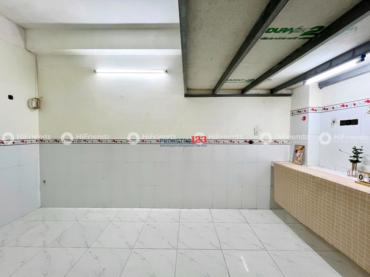 Phòng Trọ Giá Rẽ _ Ngay LÊ VĂN QUỚI _ Ngã Tư 4 Xã