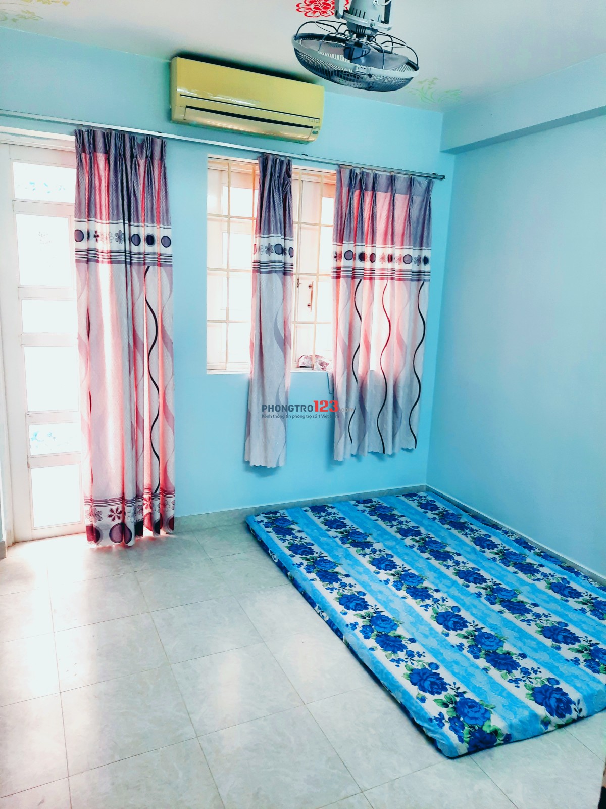Cho Thuê Phòng nhỏ Q3,fuff nội thất.cửa sổ ban công.2tr6 3tr3