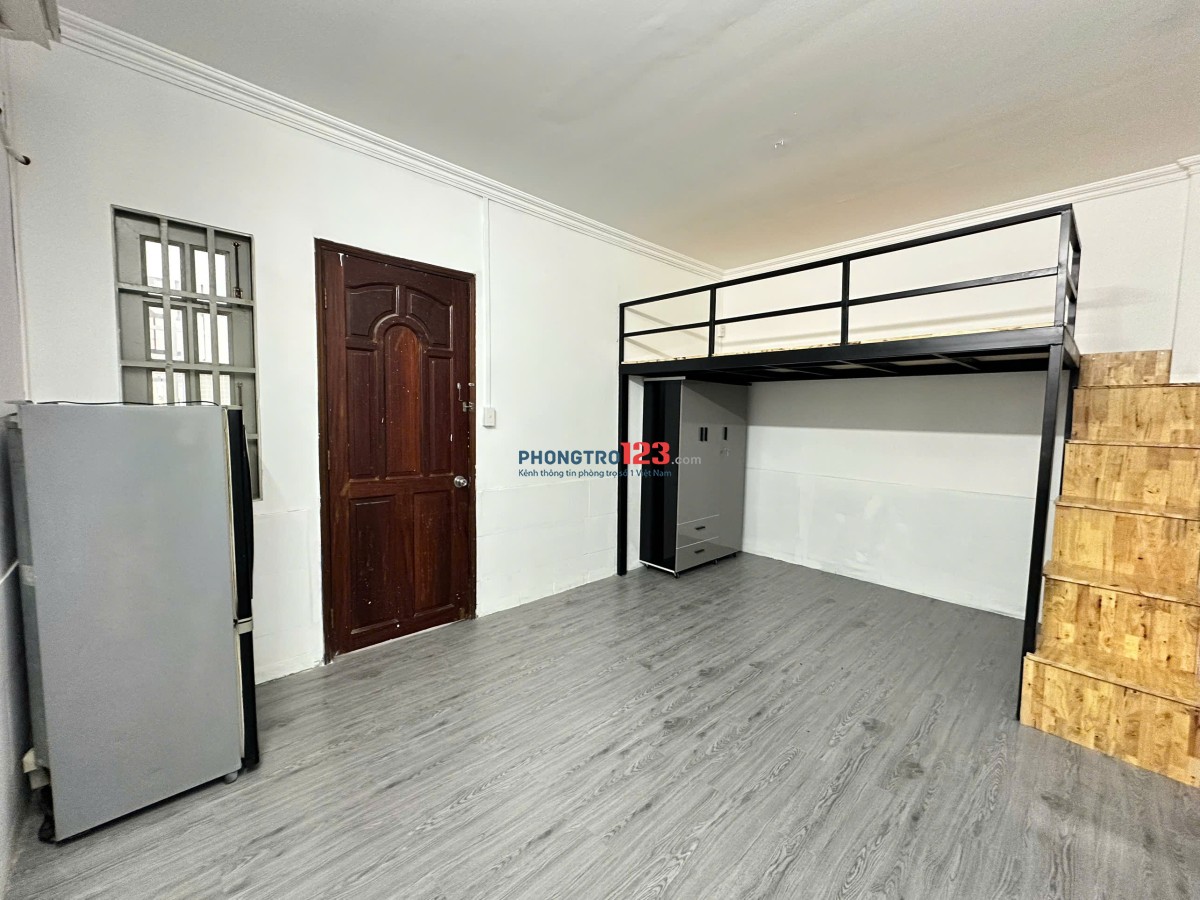 Cho thuê phòng CHDV Tách bếp Full Nội Thất tại: 137 Nguyễn Văn Lượng, Q. Gò Vấp_Giá chỉ 5.2 Triệu