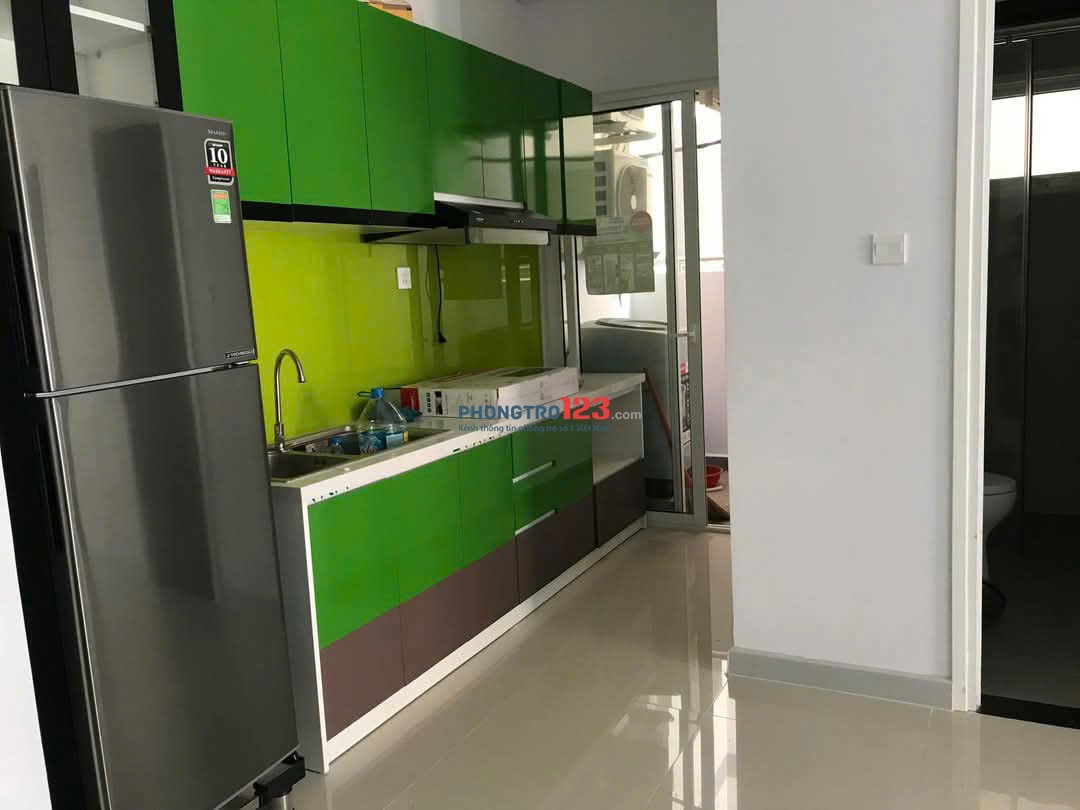 Chung cư Screc , Trường Sa,Q3:Giá 13.5tr/th căn 85m2 2p ngủ, 2wc
