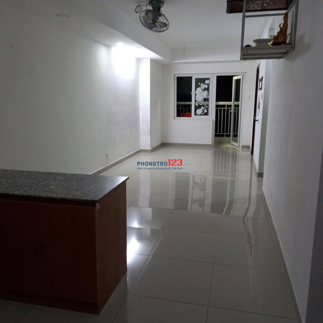 Chung cư HuD, Điện Biên Phủ,Bình Thạnh: 70m2, 2p ngủ,2wc,12tr