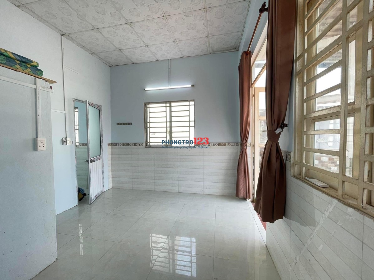 PHÒNG TRỌ SỬ DỤNG NGUYÊN LẦU RỘNG TỚI 25M2 GIÁ CHỈ 3TR NGAY CHỢ KHUÔNG VIỆT