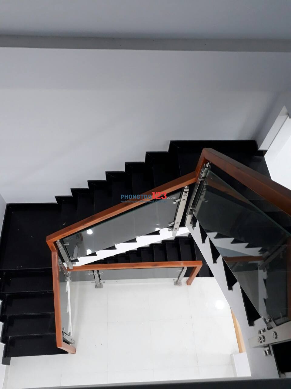 Cho thuê nhà nguyên căn 52m2, 2 tầng, 2PN, Bình Tân