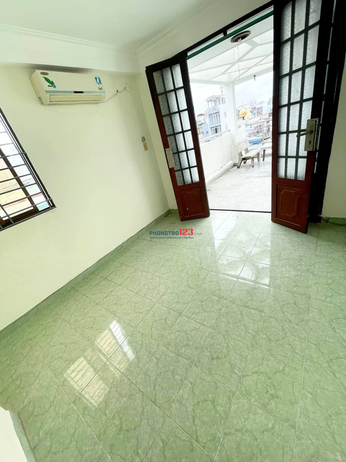 Quận 8: Giá 3,8tr hưng phú ngay cầu Nguyễn Tri phương