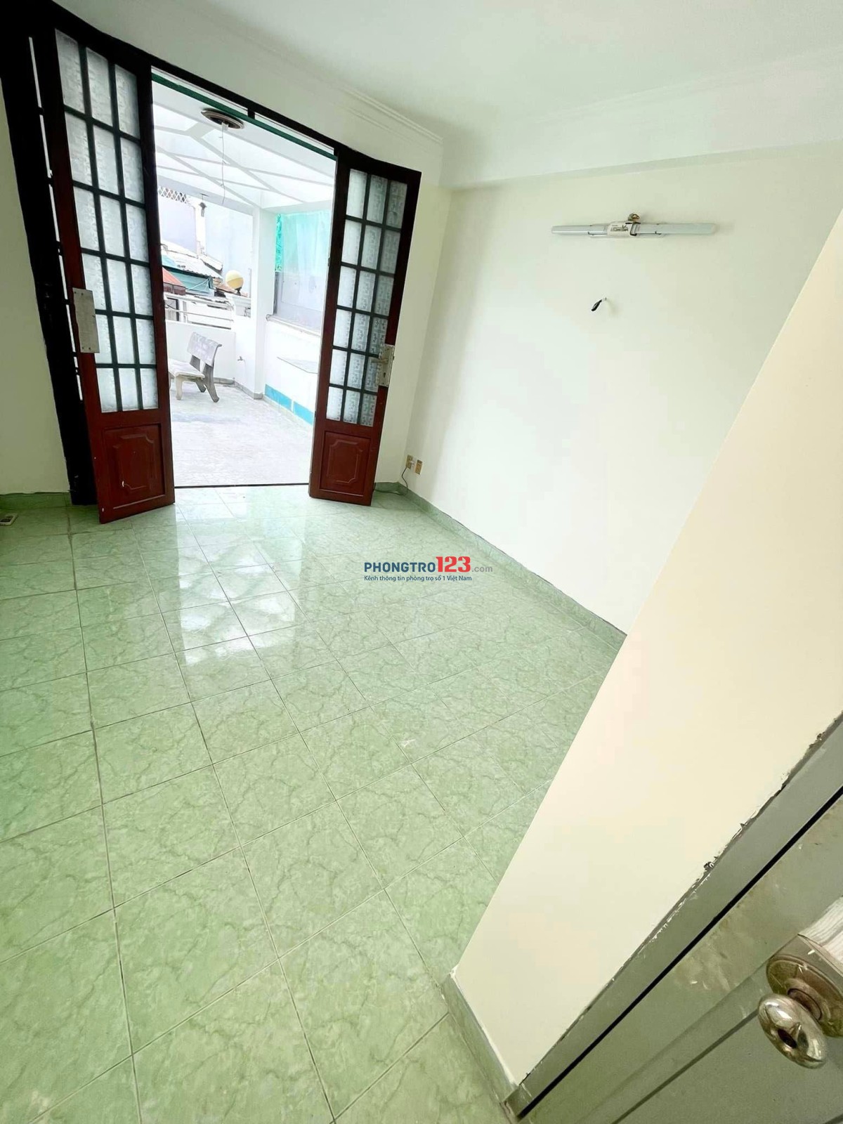 Quận 8: Giá 3,8tr hưng phú ngay cầu Nguyễn Tri phương