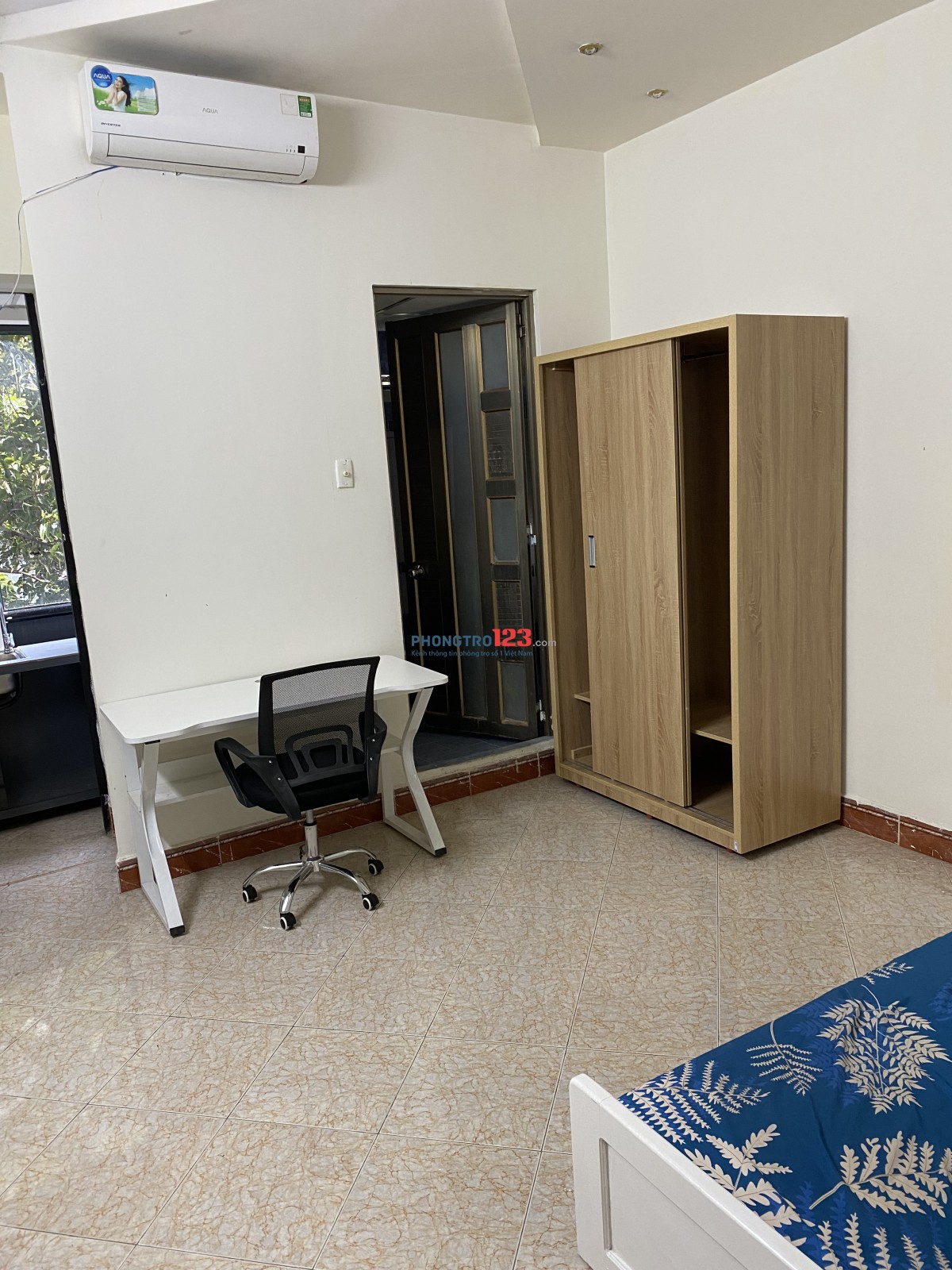 Phòng cho thuê trung tâm Q1 kế bên Thủ Thiêm