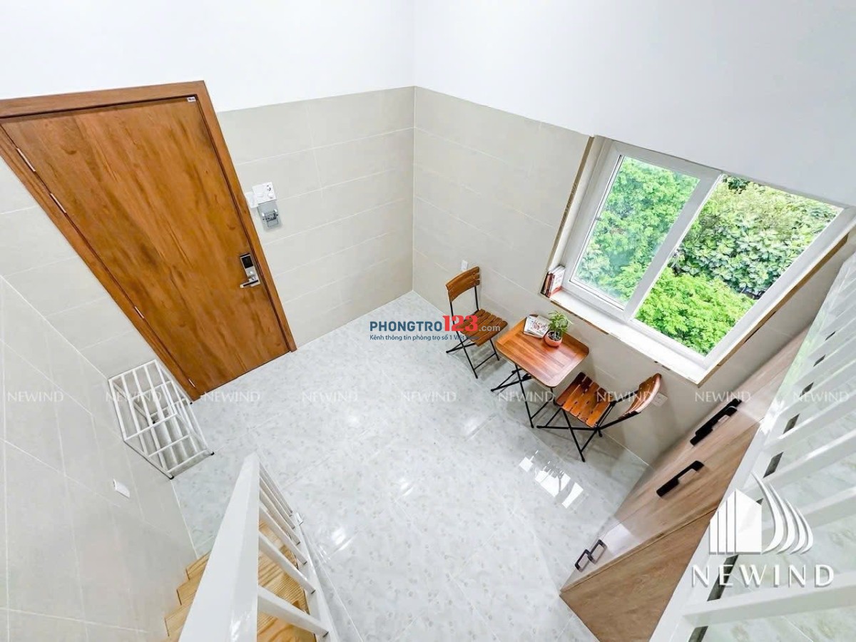 Phòng trọ có gác 25m2 full nội thất tiện di chuyển Quận 1, Quận 3 ngay Nguyễn Văn Đậu Bình Thạnh