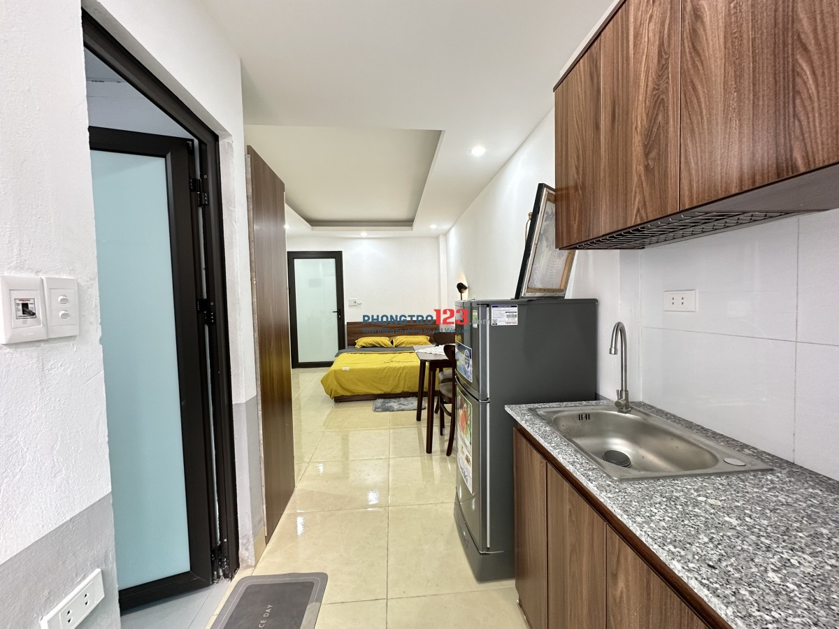 68 NGUYỄN KHUYẾN - STUDIO FULL NỘI THẤT - GẦN GA VĂN QUÁN, HG PLAZA