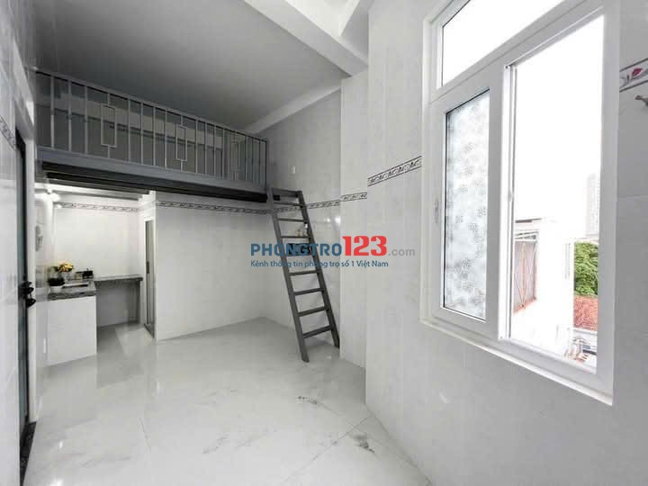 Phòng trọ có Gác ngay Tân Sơn Nhì, Tân Phú - ở được 4 -5 người