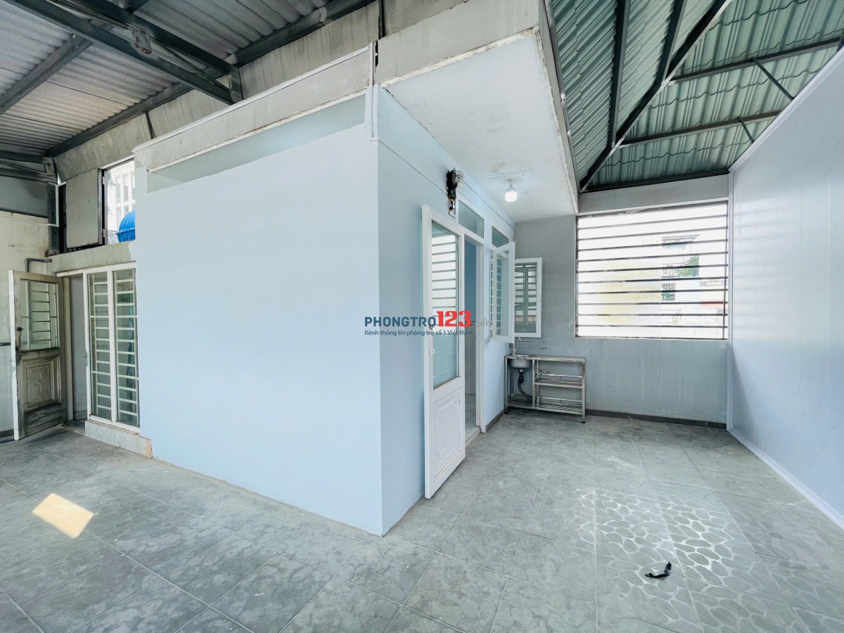 PHÒNG TRỌ SỬ DỤNG NGUYÊN LẦU RỘNG TỚI 25M2 GIÁ CHỈ 3TR NGAY CHỢ KHUÔNG VIỆT